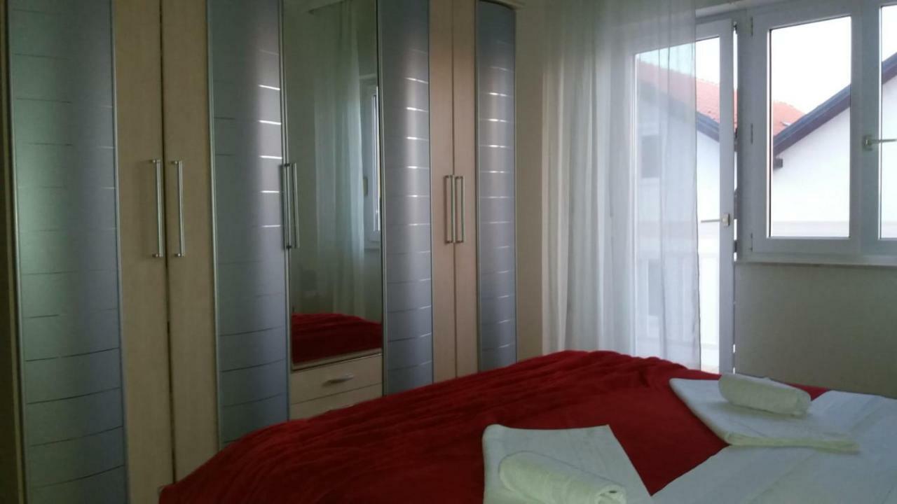 Apartman Teklic Kastela Ngoại thất bức ảnh