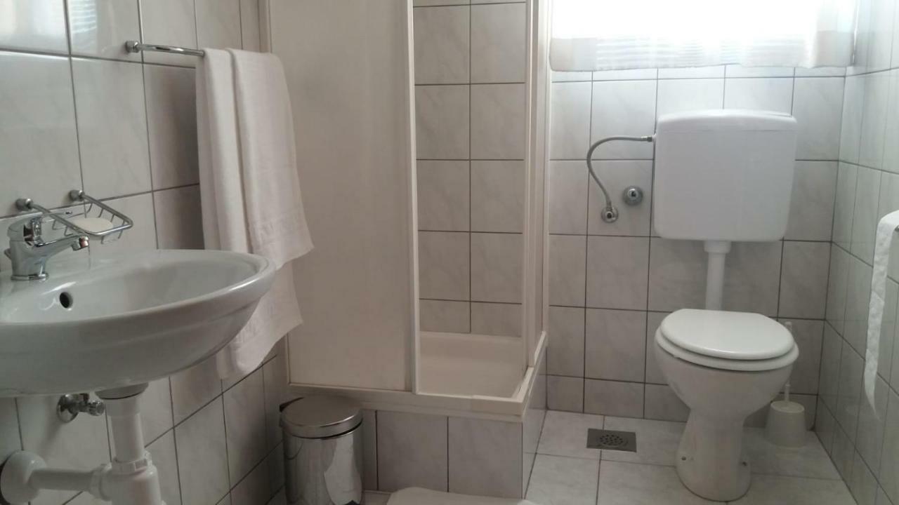 Apartman Teklic Kastela Ngoại thất bức ảnh