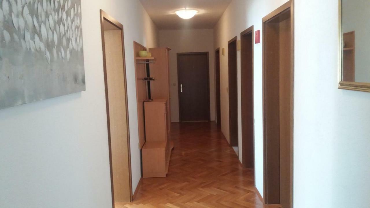 Apartman Teklic Kastela Ngoại thất bức ảnh