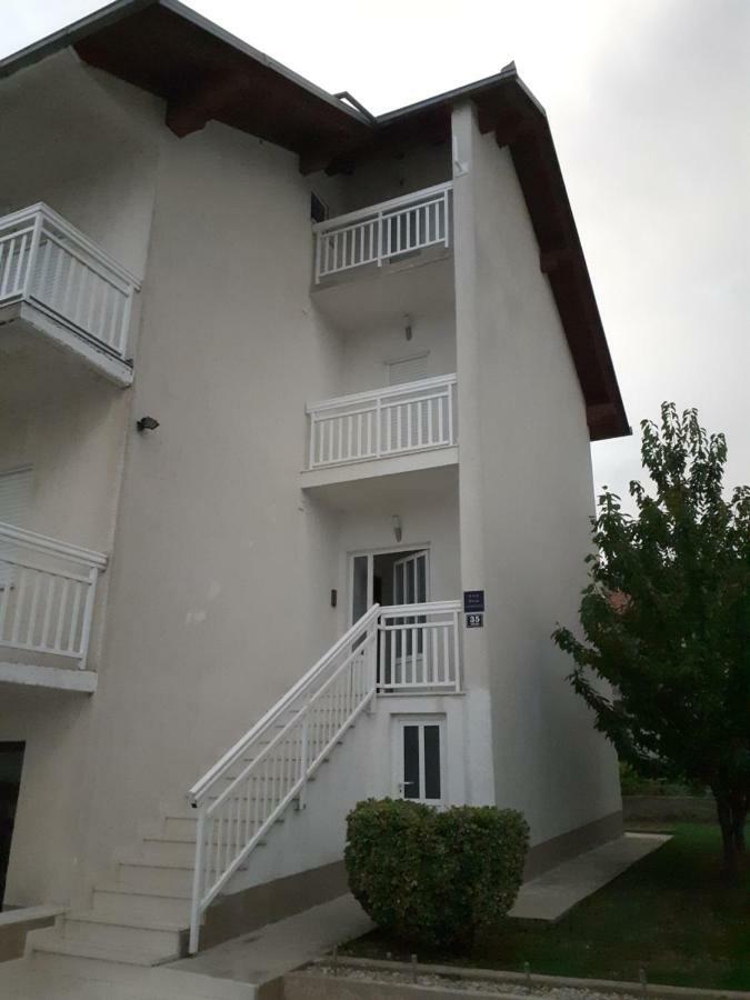 Apartman Teklic Kastela Ngoại thất bức ảnh